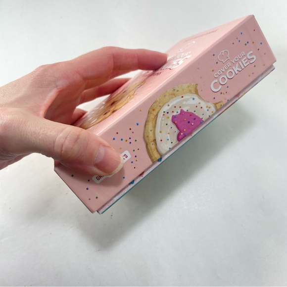 Cover Your Cookies Card Game Grandpa Beck's Games and Crumbl Cookie NEW - Picture 5 of 13